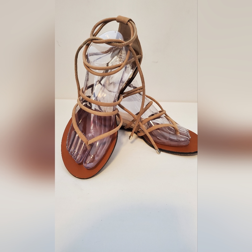 Vince Camuto Gladiator Nude Flat Lace Up Sandles - US 8.5
